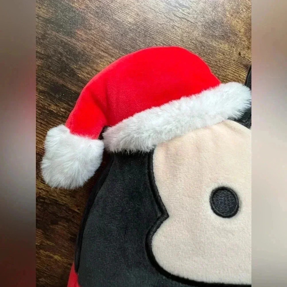 Disney | Kellytoy Squishmallow Santa Mickey. Mouse - Picture 9 of 11